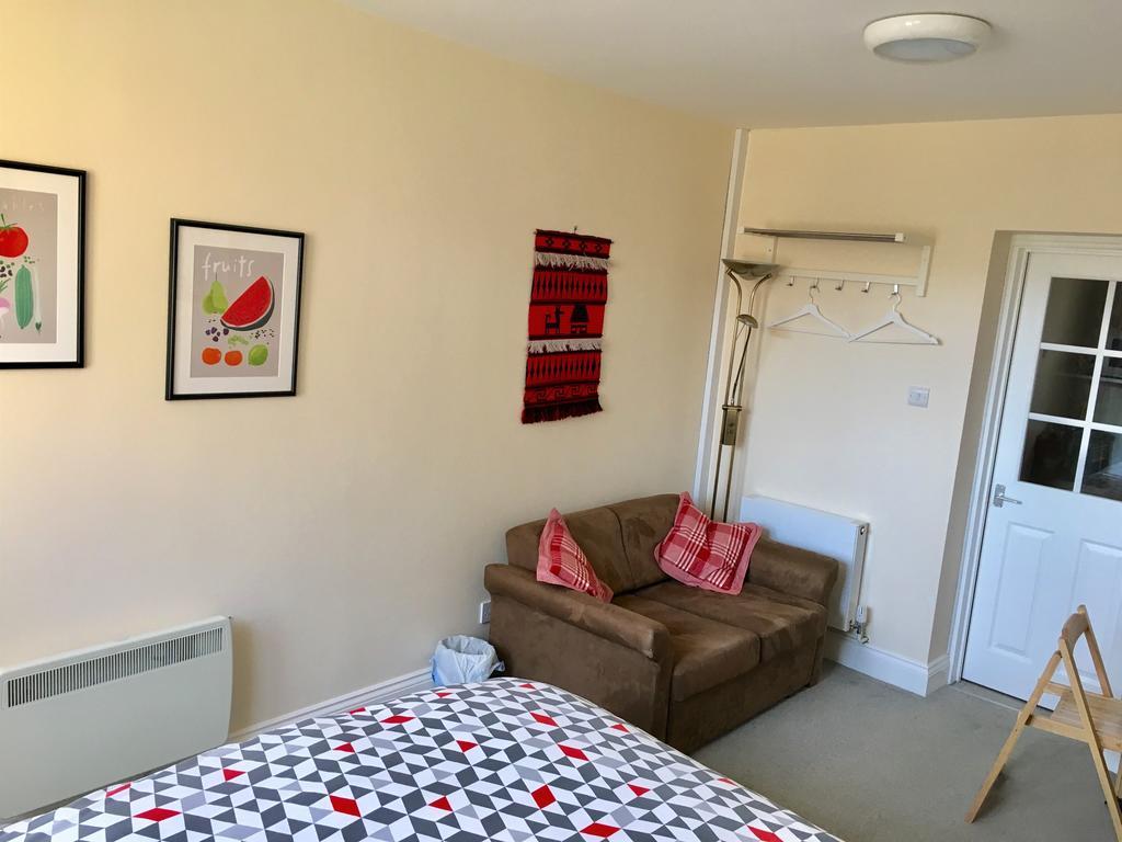 High Banks Studio Apartment Sevenoaks Luaran gambar